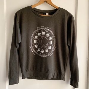 H&M Zodiac Gray Pullover Sweatshirt